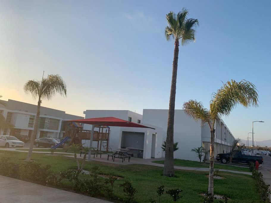 Casa Moderna Y Elegante En El Corazon De Ensenada! Villa Eksteriør bilde