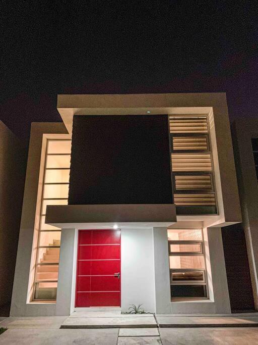 Casa Moderna Y Elegante En El Corazon De Ensenada! Villa Eksteriør bilde